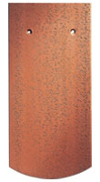 Dachówka karpiówka Sakral krój segmentowy czerwień naturalna chropowata (fot. Creaton)