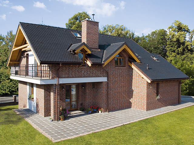 imgDachówka Ceramiczna Karpiówka czarna angoba