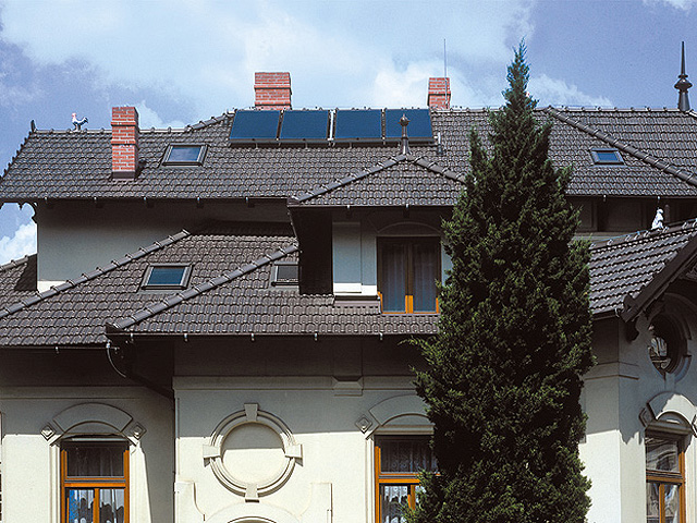 imgDachówka ceramiczna Marsylka 14 ciemnobr±zowa angoba