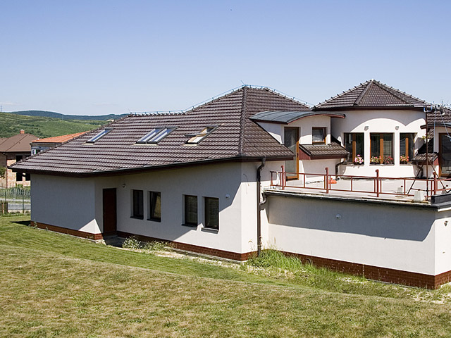 imgDachówka ceramiczna Marsylka 14 ciemnobr±zowa angoba