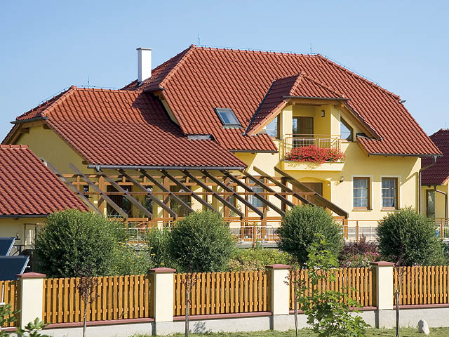 imgDachówka Romañska 12 czerwona angoba