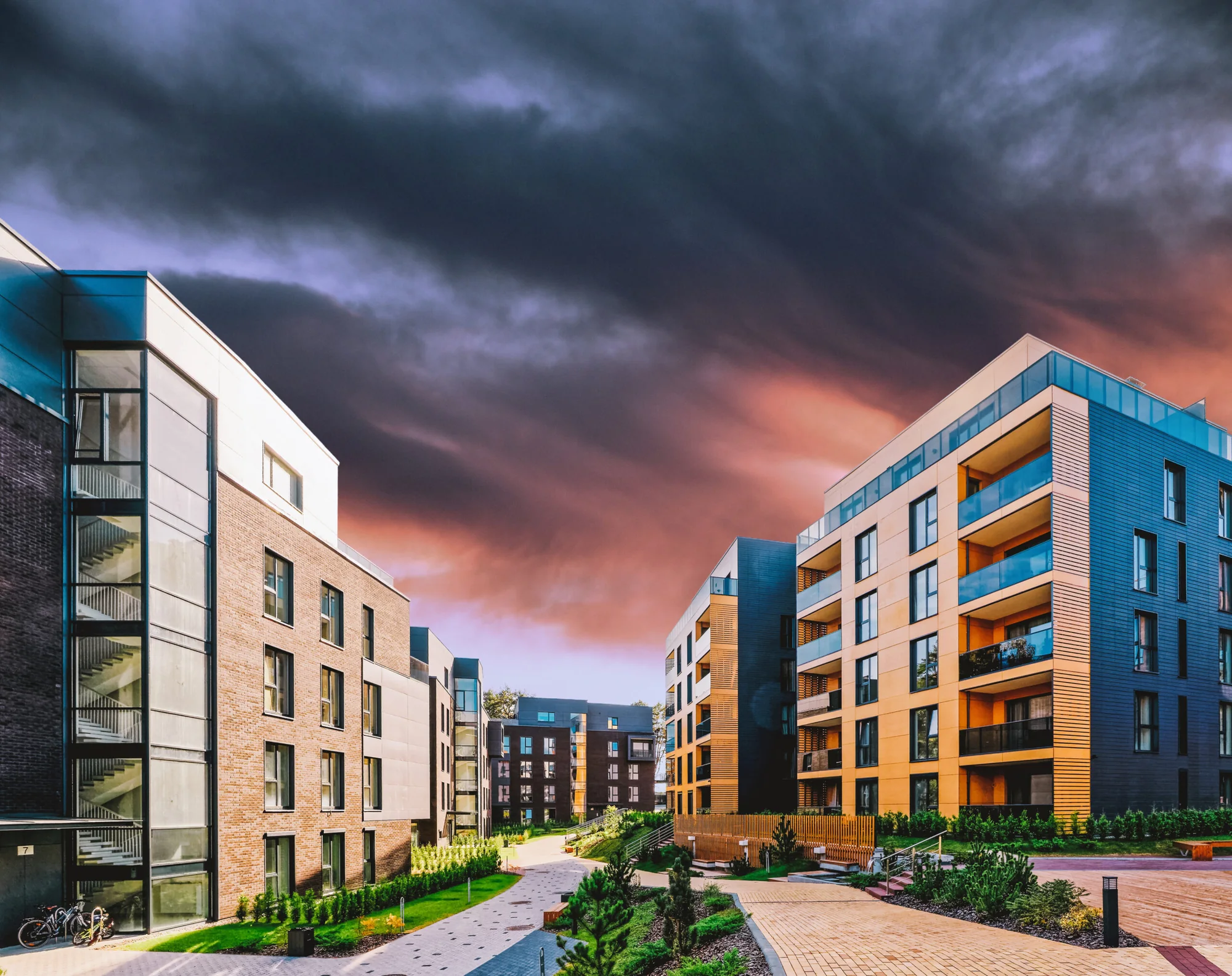 How do you check a flat roof for leaks? Smoke testing and VILPE Sense