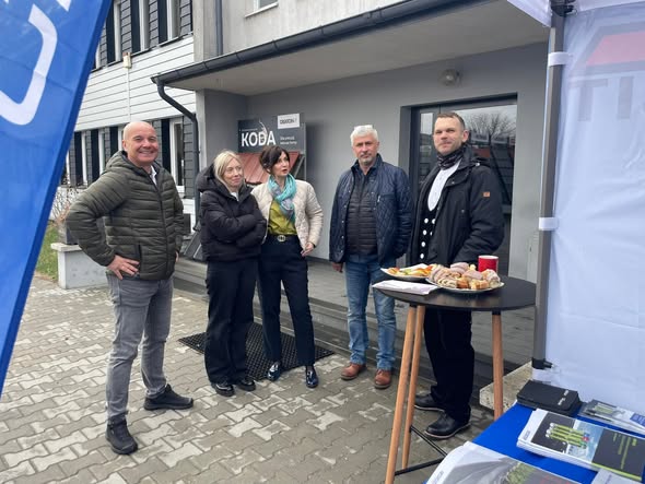 Frühlings-Dachdeckerfrühstück mit Carlisle und PSD – Foto 1